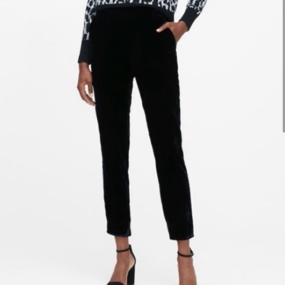 Banana Republic HAYDEN TAPERED-FIT VELVET ANKLE PANT-Black-NWOT-Sz 2​​